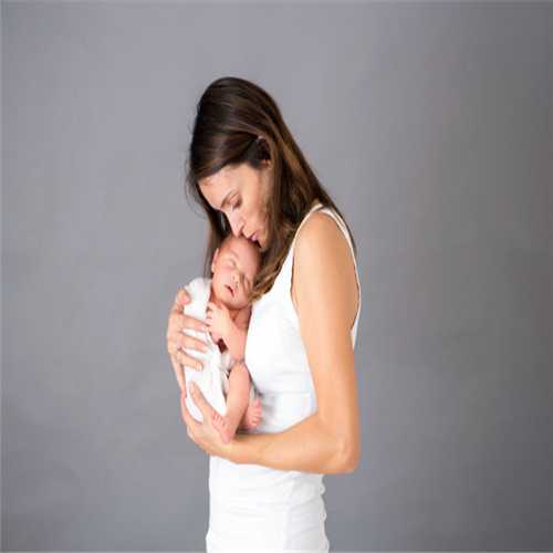 试管婴儿怎么预防宫外孕想象？